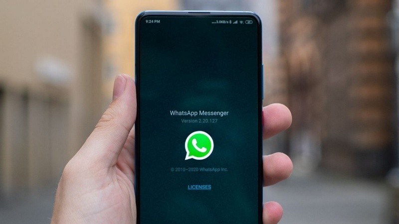 WhatsApp está probando un nuevo diseño en su interfaz: cómo se ve y quiénes lo tienen disponible