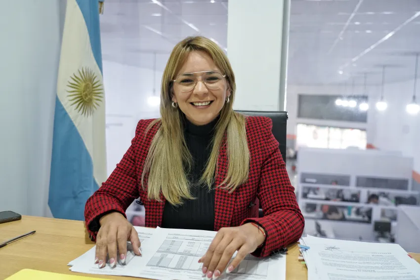 Magda Ayala anunció un incremento salarial para los empleados municipales de Barranqueras.