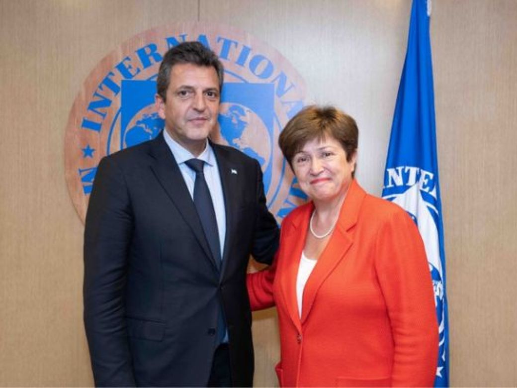 Opiniones de expertos sobre las medidas económicas y el acuerdo con el FMI