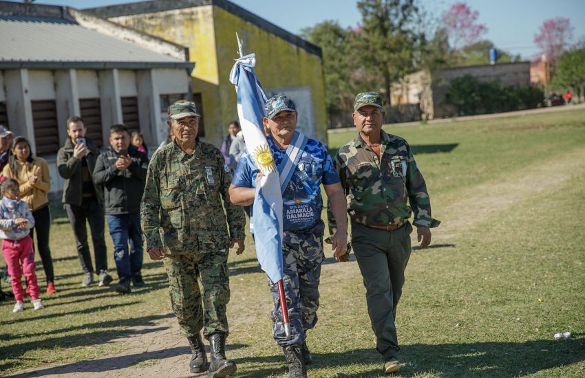 Colonia Aborigen: Jorge Capitanich participó en una celebración que conmemoraba el Día del Veterano y los Caídos Indígenas en la guerra de Malvinas.