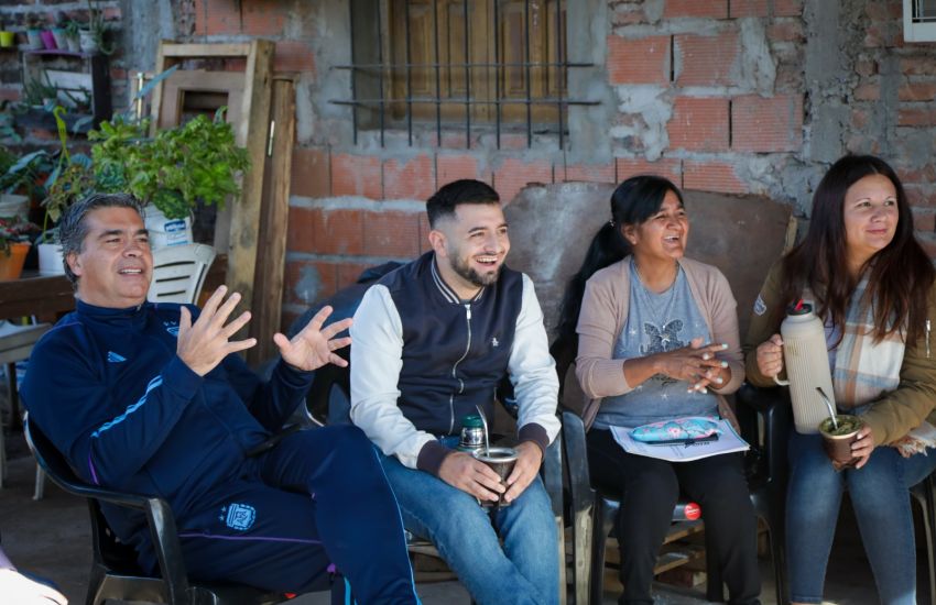 AGENDA DE PROXIMIDAD: CAPITANICH SE REÚNE CON RESIDENTES DE TRES BARRIOS EN RESISTENCIA