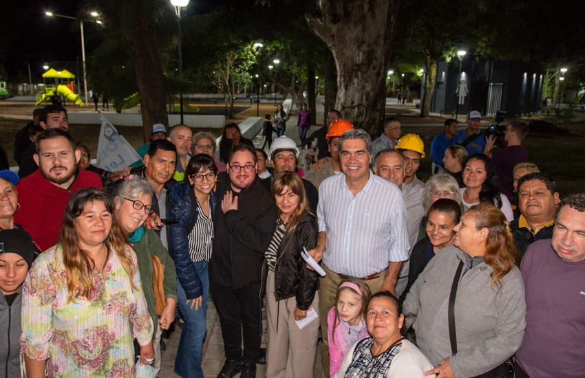 En el Departamento Bermejo, el gobernador inauguró importantes obras para mejorar el acceso a la salud, espacios públicos y de culto