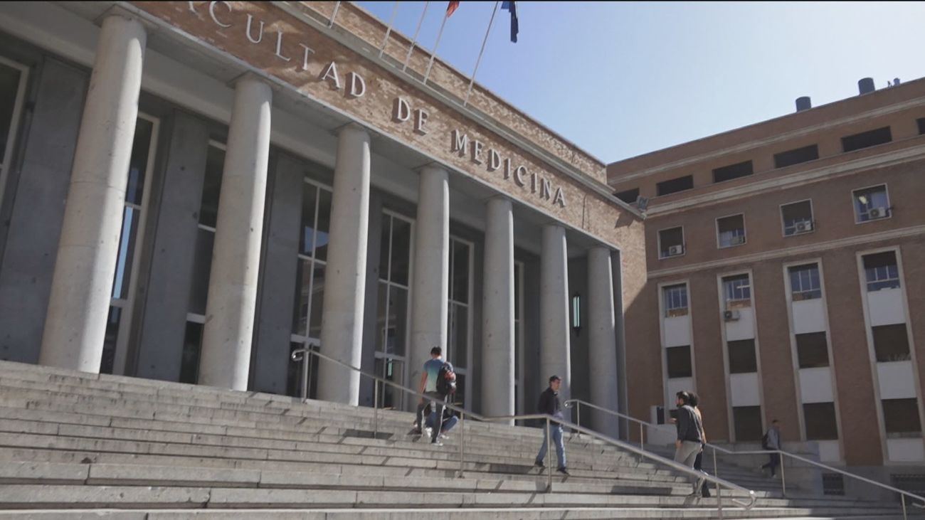 Madrid planea reducir en un 85% el costo de la matrícula para estudiantes universitarios de Hispanoamérica.