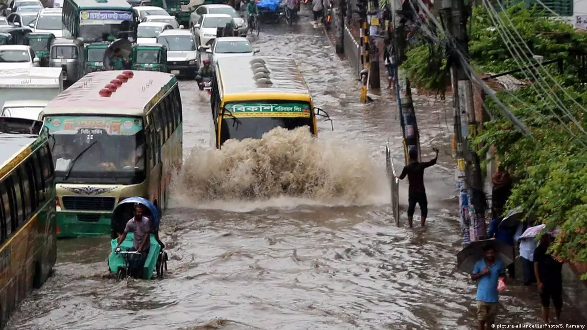 India | Al menos 14 fallecidos y más de cien personas sin ubicar debido a inundaciones repentinas