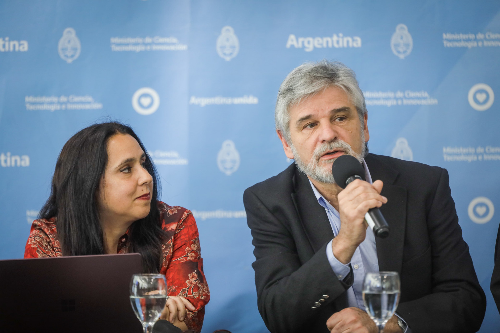 Se presenta la primera vacuna argentina, “ARVAC Cecilia Grierson”