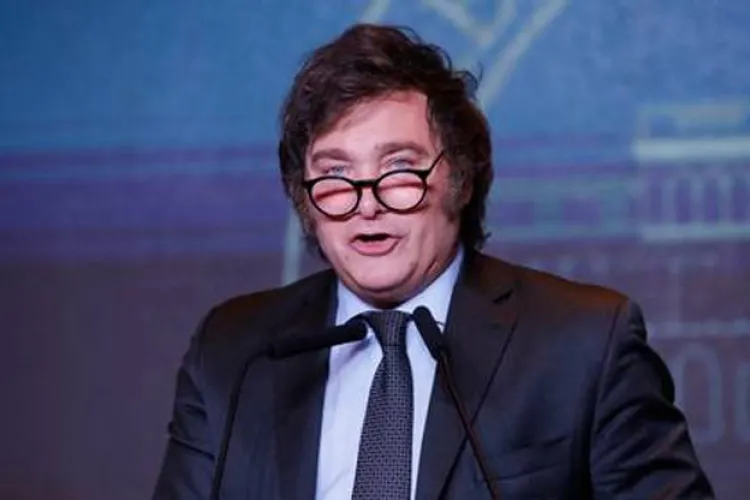 Las idas y vueltas, así como la desconfianza, están obstaculizando la transición entre Alberto y Milei.