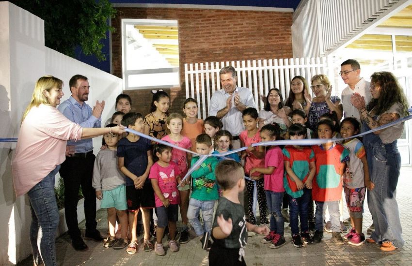 En Margarita Belén, el gobernador Jorge Capitanich inauguró un Centro de Desarrollo Infantil (CDI)
