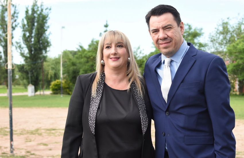 Marcos Resico estuvo presente en la ceremonia de toma de posesión de Mariela Soto como intendente de Colonia Popular,