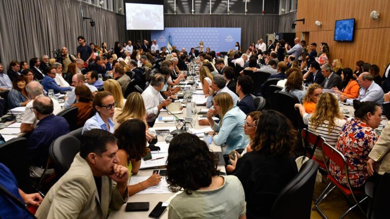 La Cámara de Diputados inició el martes la discusión sobre el proyecto de ley denominado “Bases y Puntos de Partida para la Libertad de los Argentinos”