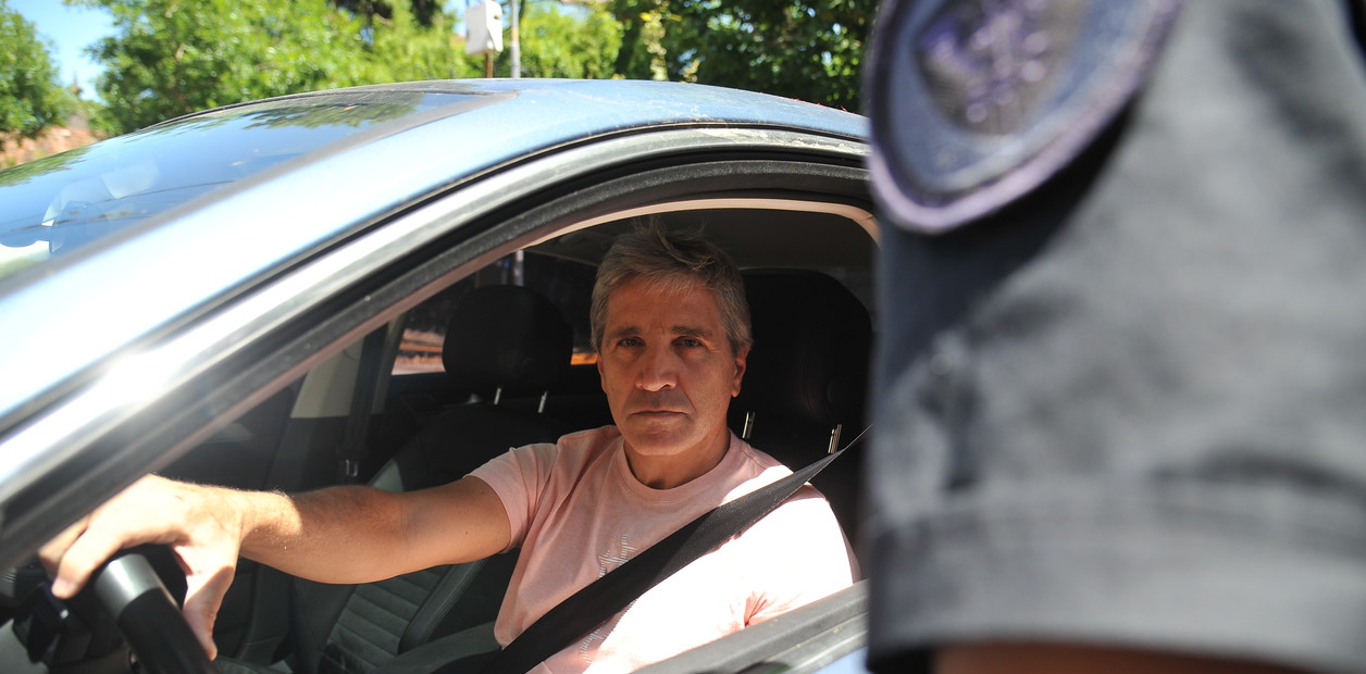 Reunión de Gabinete Previa al Viaje de Javier Milei a Davos: Participación de una Invitada Especial en el Almuerzo en Olivos