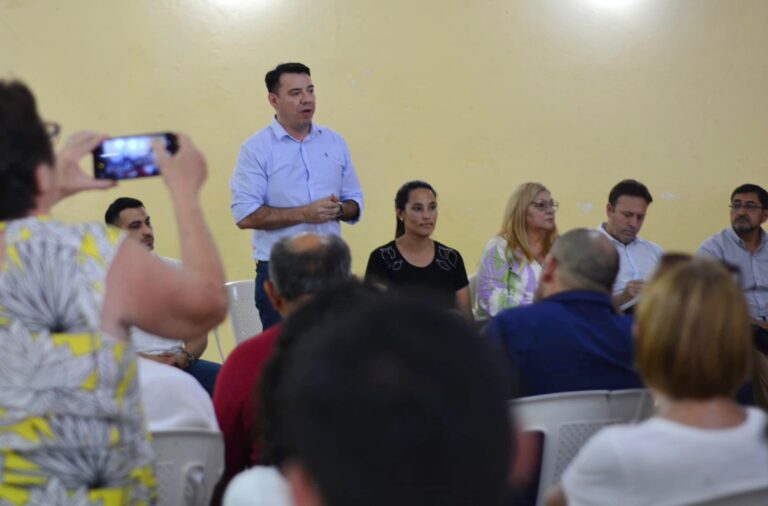 Funcionarios se reúnen con vecinos del Sudoeste: “Esta agenda territorial busca escuchar y abordar las demandas apremiantes”
