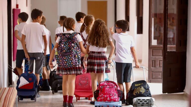 Gobierno tiene previsto convocar a los sindicatos docentes para abordar las negociaciones sobre la paritaria nacional