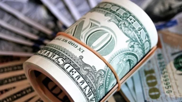Dólar blue hoy, dólar hoy: a cuánto cotizan el jueves 08 de febrero