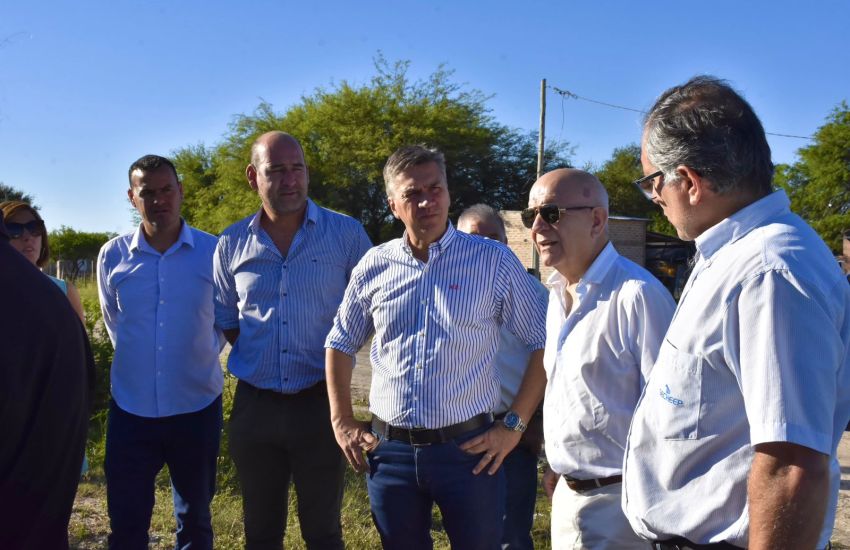 Leandro Zdero visitó Basail para dar inicio a proyectos, como la electrificación rural y el suministro de agua potable