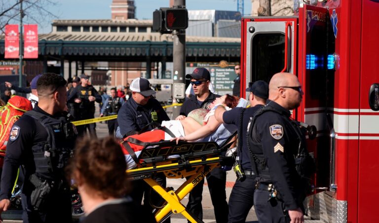 Super Bowl 2024: tiroteo, un muerto y 15 heridos en los festejos de Kansas City