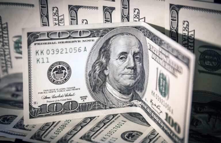 Dolar Hoy: El mercado financiero no presenta actividad en este domingo 18 de febrero