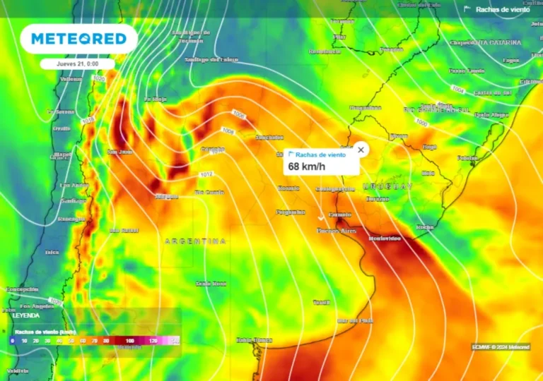Alerta naranja: fuertes tormentas azotan con intensidad la región central de Argentina, anticipando la llegada del frío otoñal.