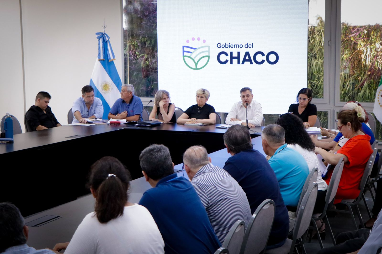 GOBIERNO Y SINDICATOS DOCENTES SE REUNIERON HOY EN UNA MESA DE TRABAJO