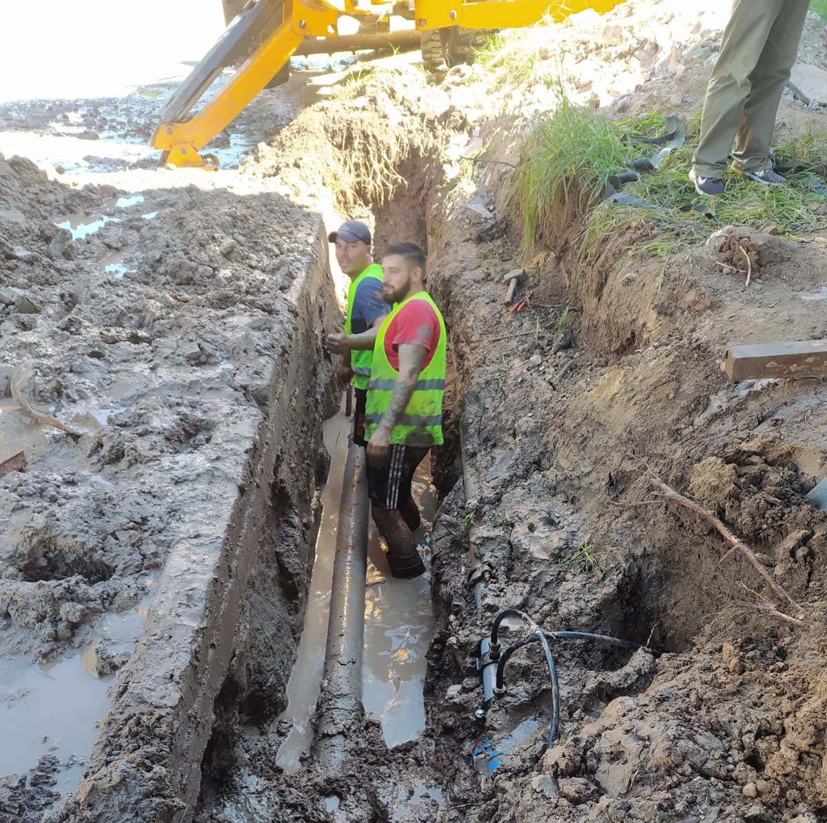 SAMEEP intervino para solucionar y restablecer el servicio tras la ruptura de un caño de red cloacal
