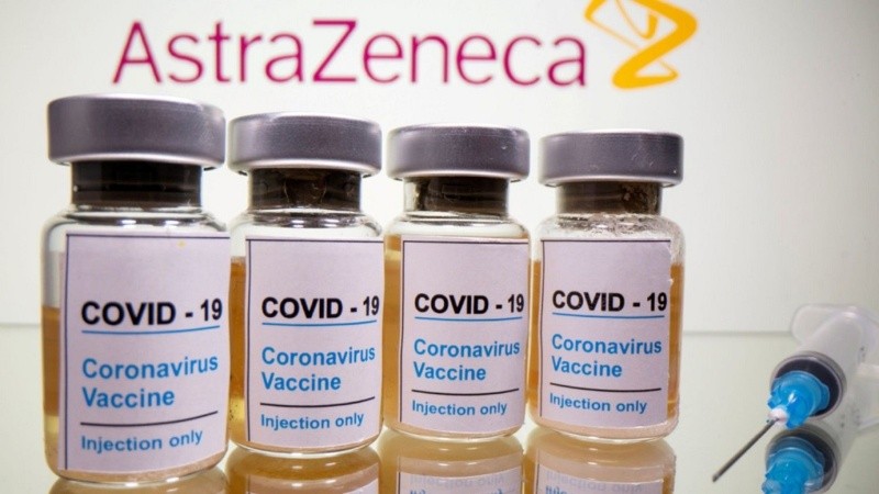AstraZeneca está enfrentando una demanda colectiva debido a los efectos secundarios provocados por su vacuna contra el COVID-19