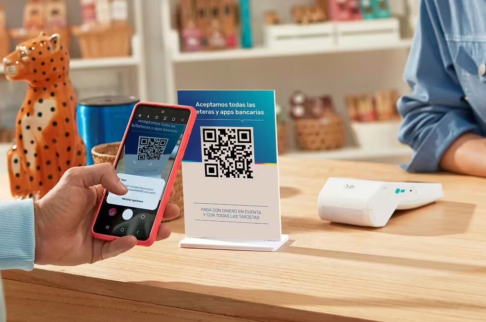 Avances en pagos digitales: todas las billeteras deberán funcionar con tarjetas en lectores QR
