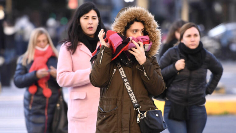 Alerta del SMN: Pronostican uno de los inviernos más fríos en Buenos Aires.