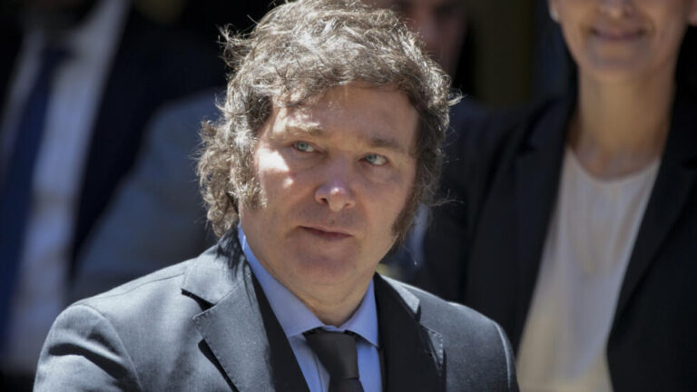 Javier Milei acusó al kirchnerismo de intimidar a Pettovello y buscar culparla falsamente