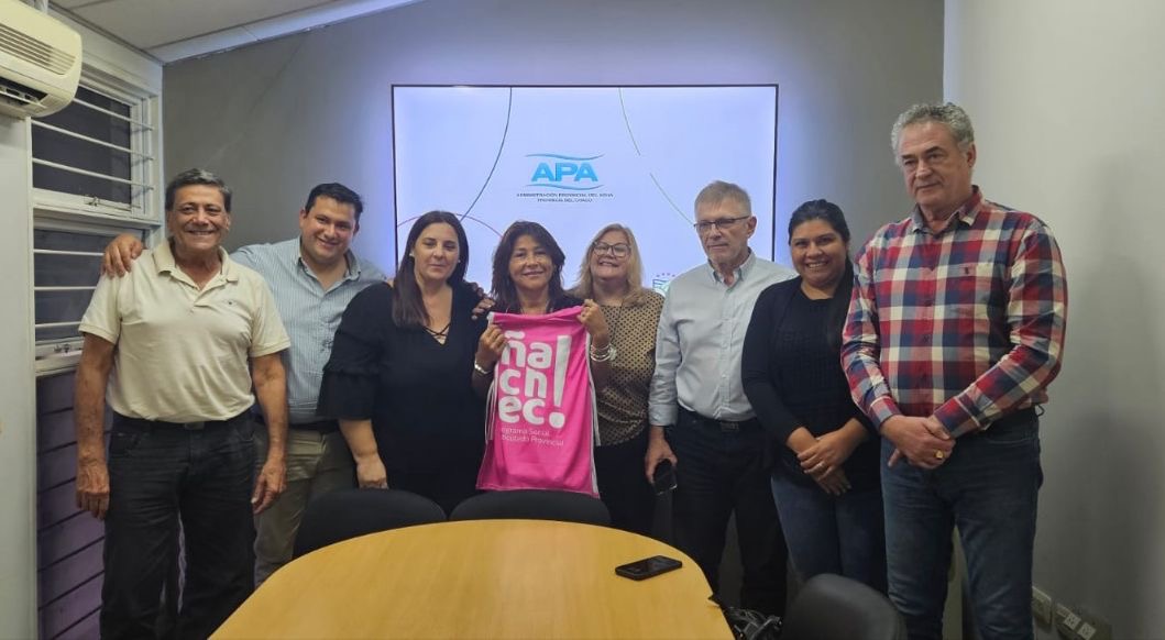 El Gobierno Provincial Mantiene Esfuerzos para Suministrar Agua en Zonas Rurales