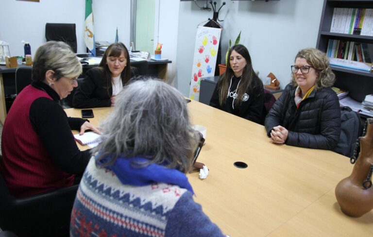 EDUCACIÓN Y UNICEF VISITARÁN ESCUELAS SECUNDARIAS RURALES MEDIADAS POR TIC EN EL IMPENETRABLE