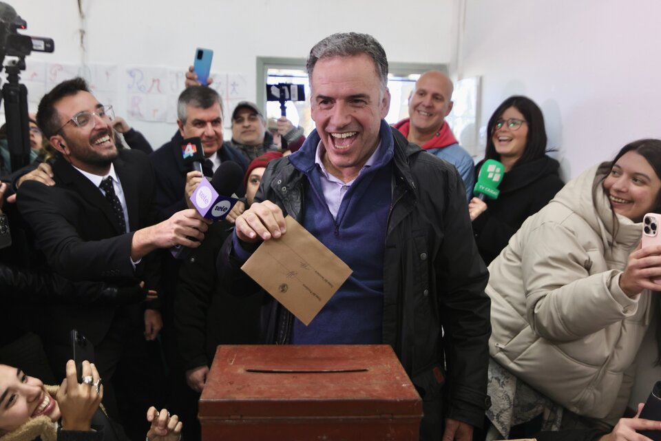 Yamandú Orsi Será el Candidato Presidencial del Frente Amplio en Uruguay