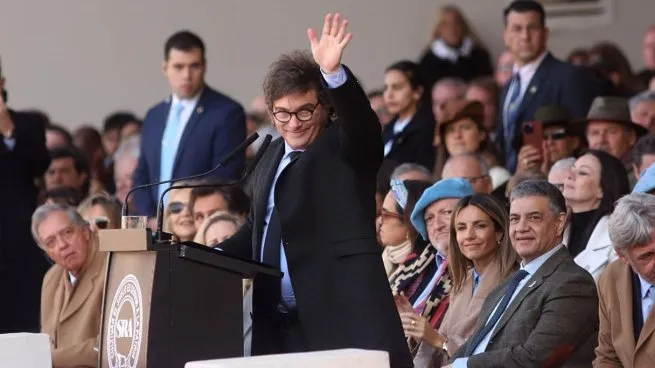 Charlas de Quincho: El campo, París y embajadores enojados