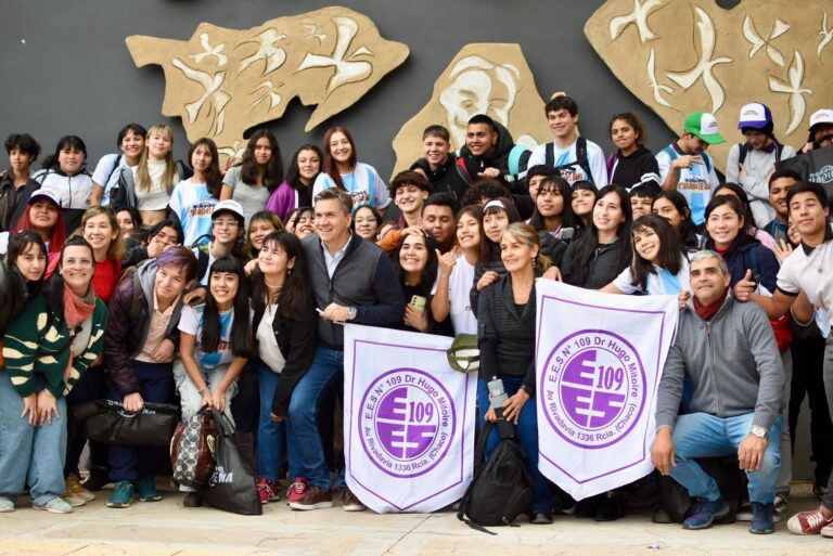El Gobernador Zdero lanza el Bingo Estudiantil 2024, una herramienta solidaria para los estudiantes chaqueños