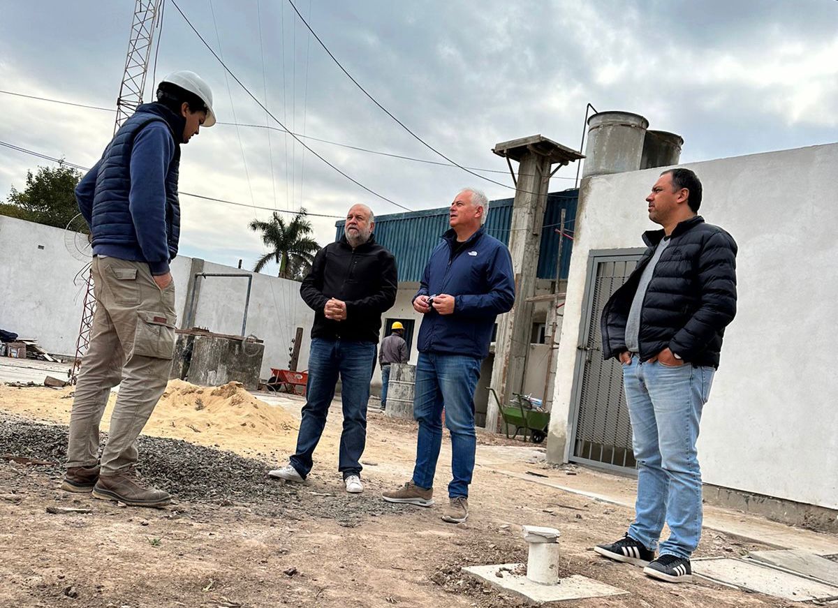 El Gobierno Provincial Refacciona la Comisaría de Coronel Du Graty