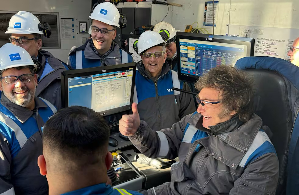 Santa Cruz Enfrenta Crisis Social por Abandono de YPF: Temen un Nuevo Cutral-Co