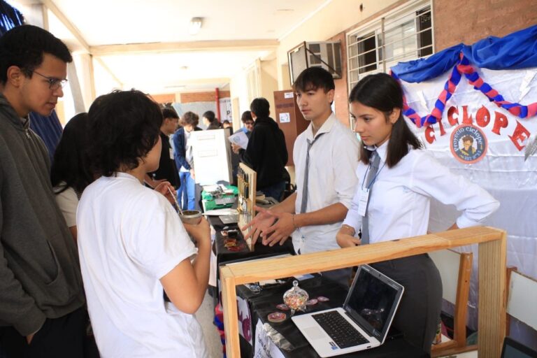 La Olimpiada Provincial de Robótica y Tecnología reunió a más de 400 estudiantes de escuelas técnicas del Chaco