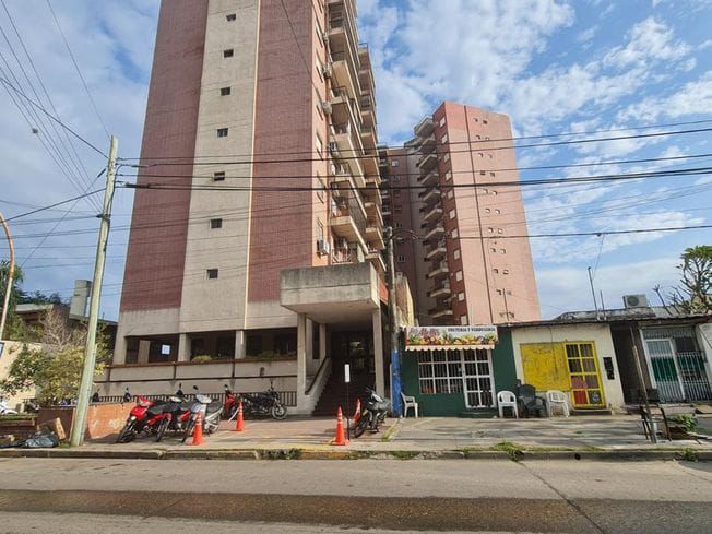 Secheep Realiza Intensas Tareas para Reparar un Transformador en el Macrocentro de Resistencia