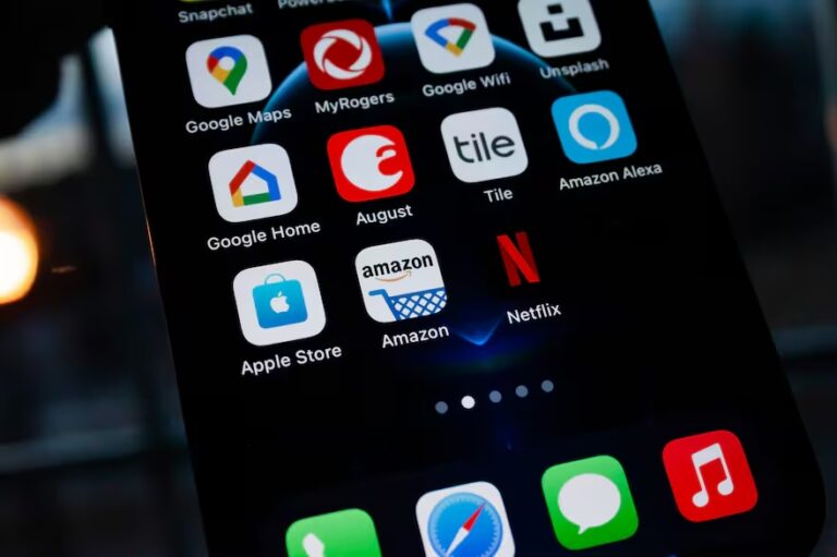 Aplicaciones que espían datos del celular: cuáles deberías eliminar de inmediato