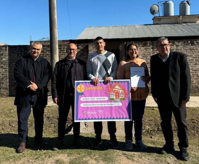 Gobierno Provincial Otorga Premio de Condonación de Deuda a Isaac Olivera de Fontana