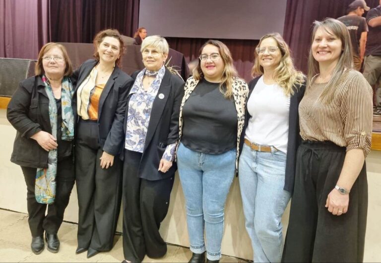 Capacitación Docente sobre IA y Neuro-Tecno-Pedagogía en el Marco del Programa Red Aprende