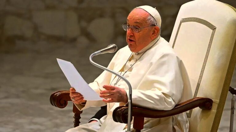 El Papa Francisco convoca a una jornada de oración y ayuno por la paz