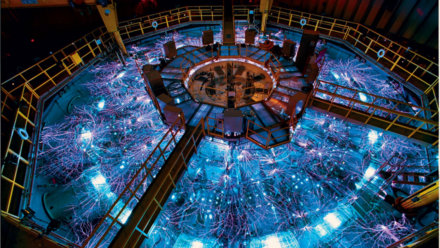 La temida Máquina Z: Gran Bretaña activa el rayo de energía más potente de la historia