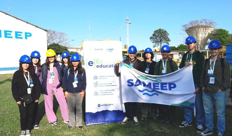 Estudiantes universitarios visitan la Planta Potabilizadora de Barranqueras en el marco del programa Espacio Educativo