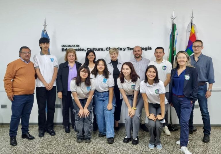 Seis estudiantes chaqueños representarán a Argentina en programa internacional de ciencias en Japón