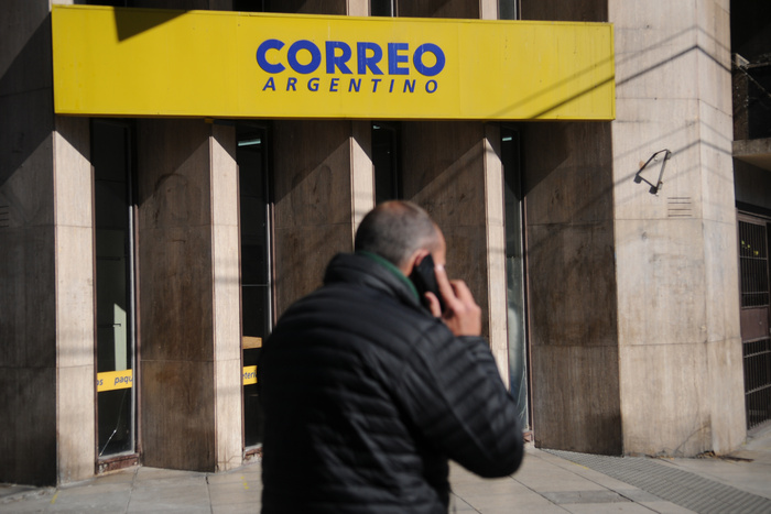 El Gobierno desregula el servicio postal y abre el mercado a particulares sin experiencia