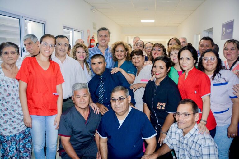 Barranqueras: el gobernador Zdero inauguró las refacciones y ampliación del Centro de Salud de Villa Hortensia
