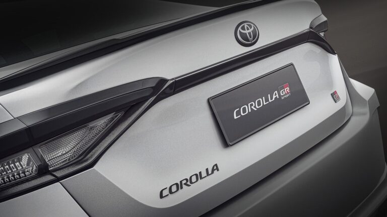 Toyota presentó el nuevo Corolla GR-Sport: diseño, tecnología y precios en Argentina