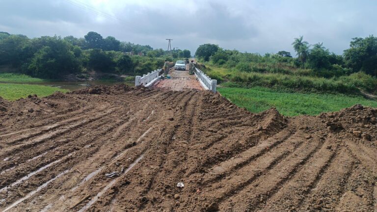 El Gobierno provincial habilitó el Puente Bergagno que conecta Puerto Tirol con Fontana