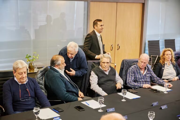 El Gobierno Busca Limitar Aumentos Salariales y Destaca “Entendimiento” con la CGT