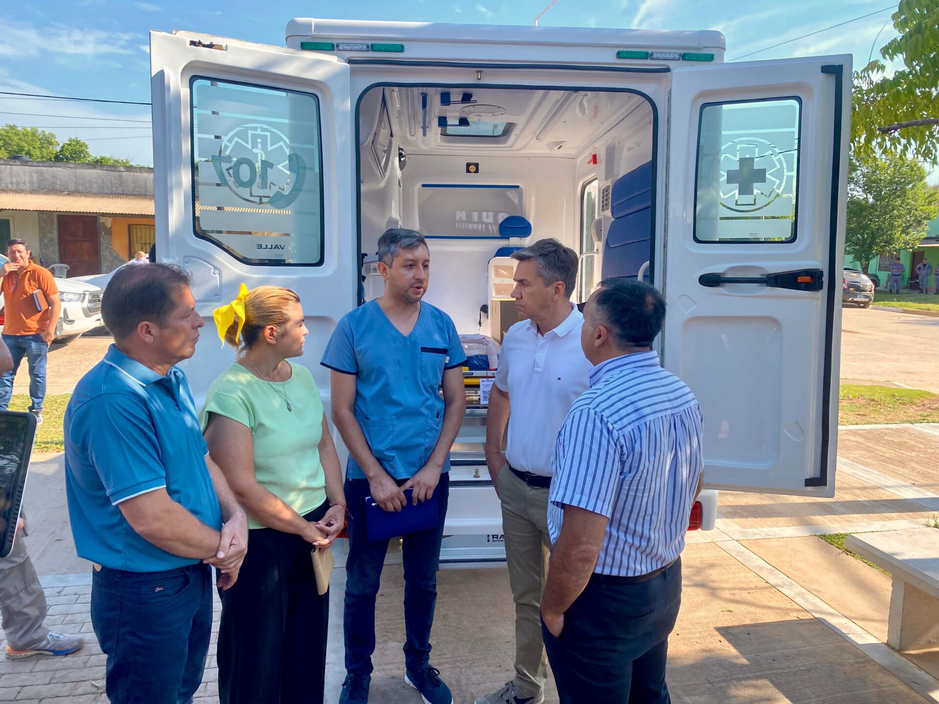 Pampa del Indio: Zdero Encabezó un Operativo Sanitario y Entregó una Ambulancia