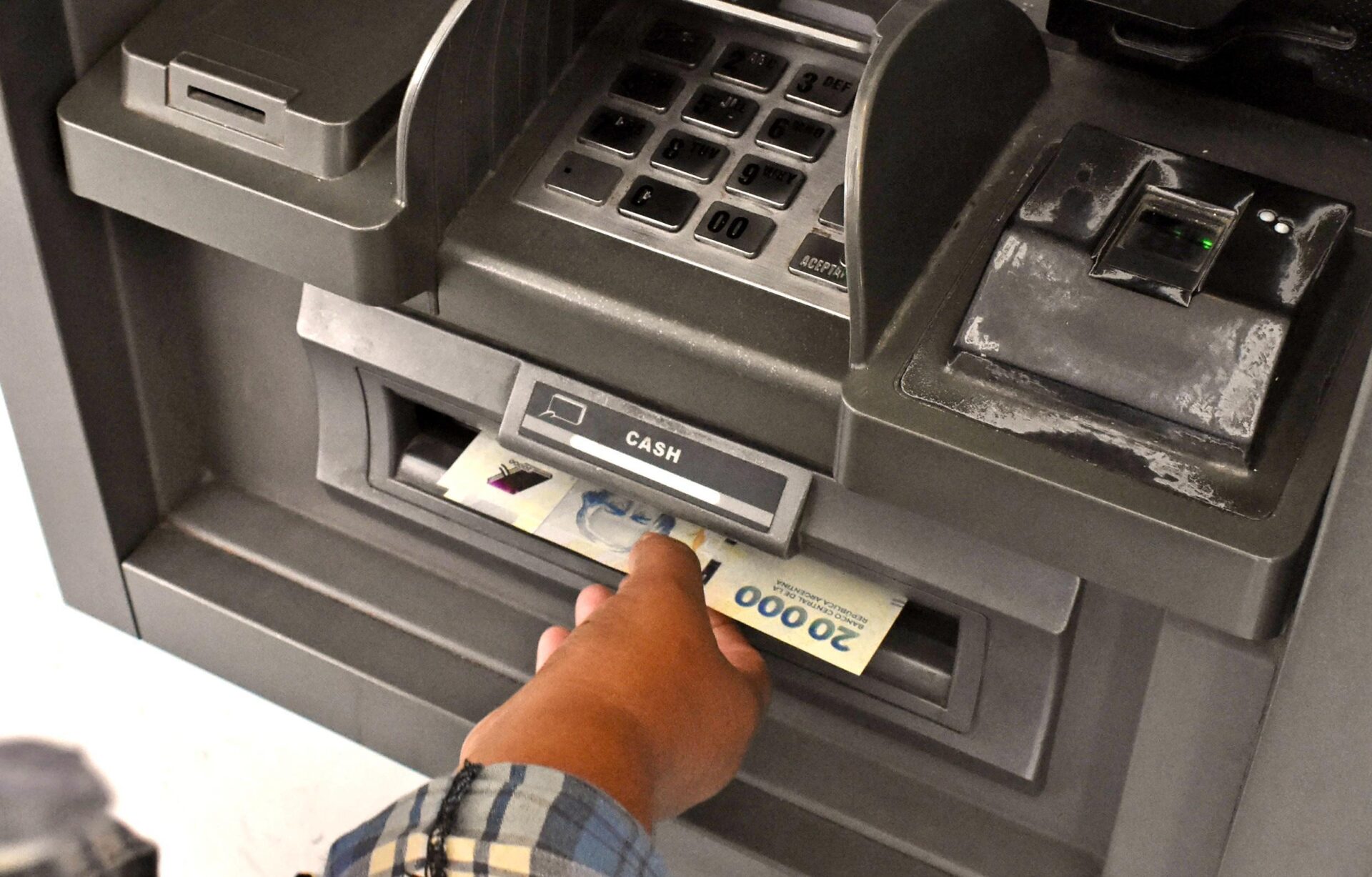 Inicia el Pago de Salarios a la Administración Pública